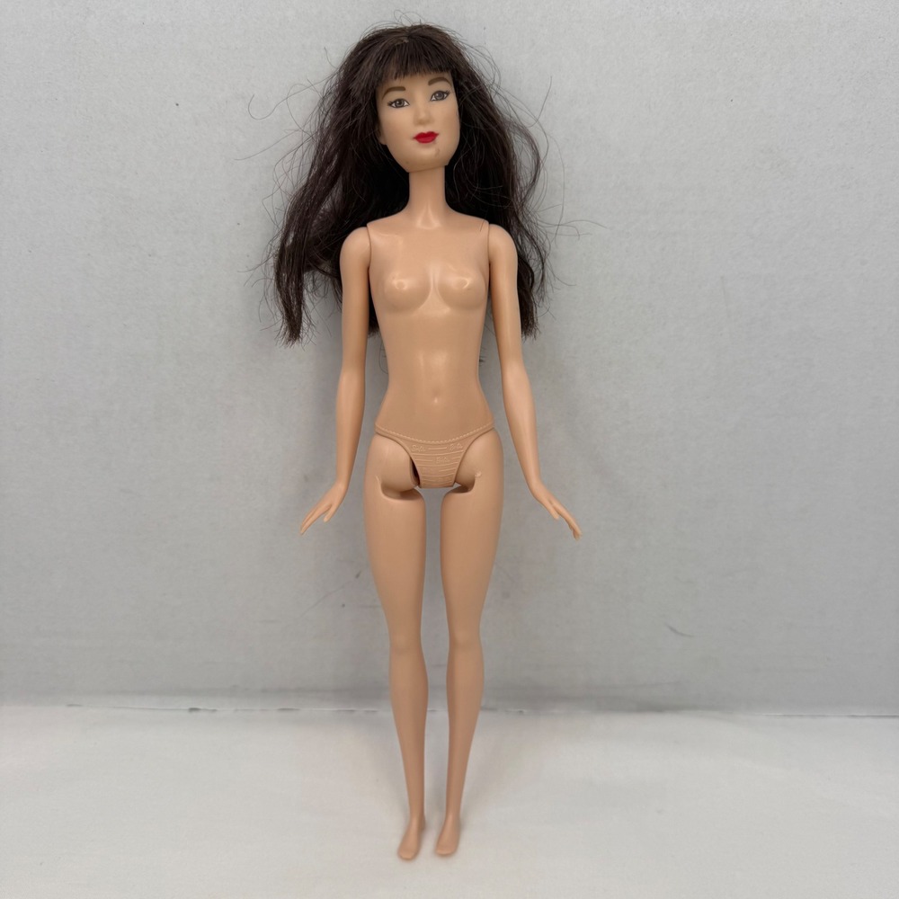 Mattel Barbie Doll Lea/Kayla 2015 Body Dark Brown Hair Bangs Articulated 11.5"